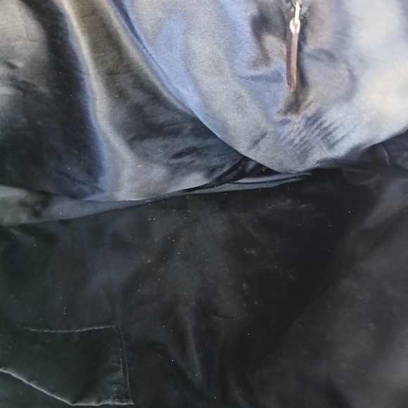 YSL Viantage Leather Handbag - Picture 11 of 16